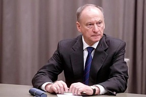Интервью секретаря Совета безопасности России Н.П.Патрушева "Российской газете" в связи с открывающимся во вторник "саммите за демократию"